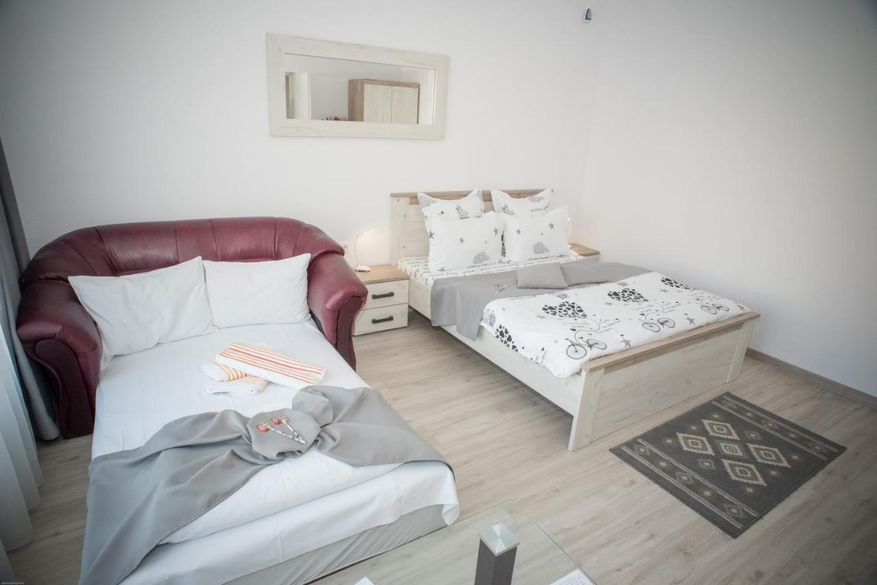 Apartament La Mal Сибиу Экстерьер фото