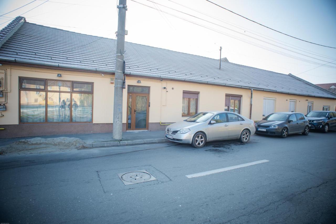 Apartament La Mal Сибиу Экстерьер фото